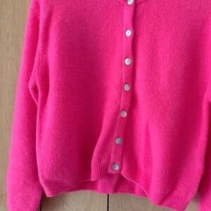 American Vintage Vibrant Pink Button-Up Cardigan